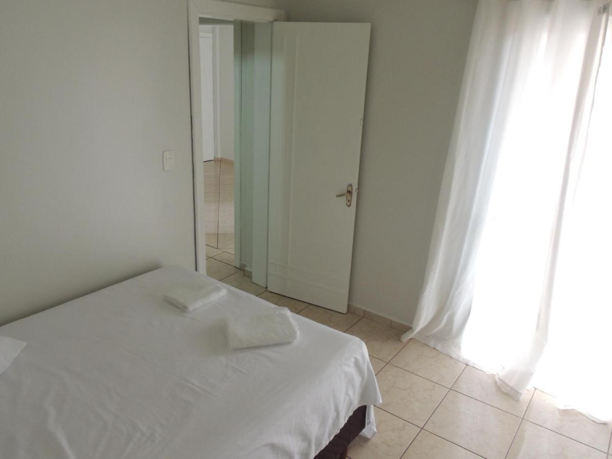 Apartamento Mobiliado Com Garagem Apartment Chapeco Luaran gambar